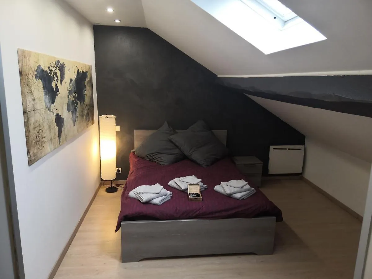 Appartement Grand T2 45M2 Vue Degage à Aix-les-Bains